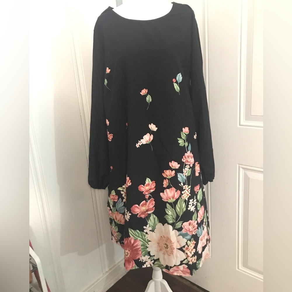 Emery Rose Dress